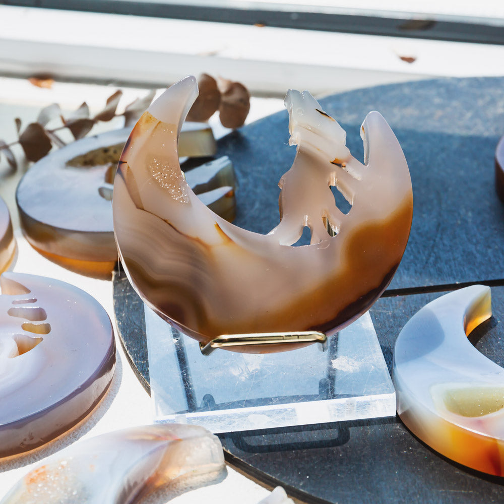 Reikicrystal Moon And Wolf Agate Carving