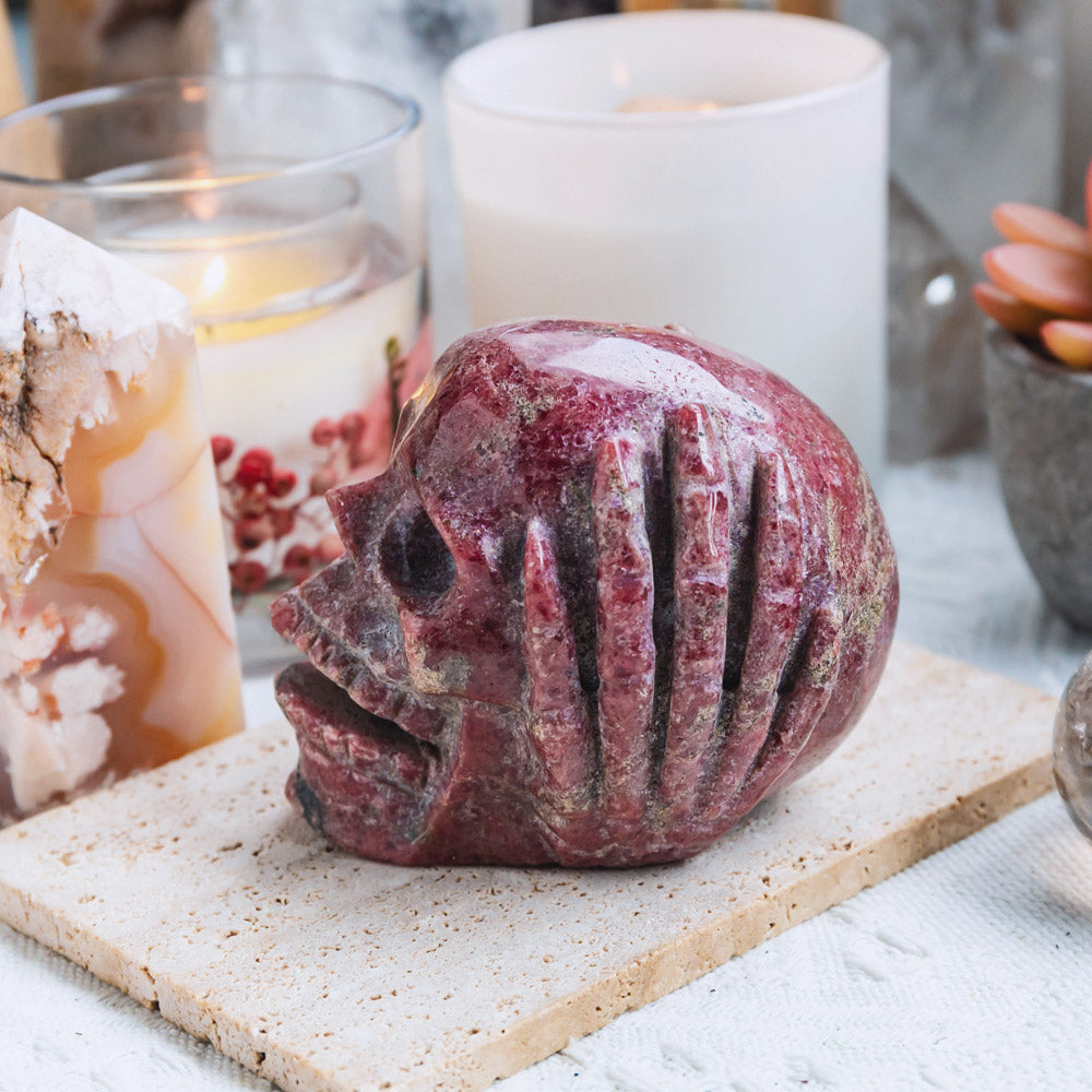 Reikistal Rhodonite Skull (Hear no evil)