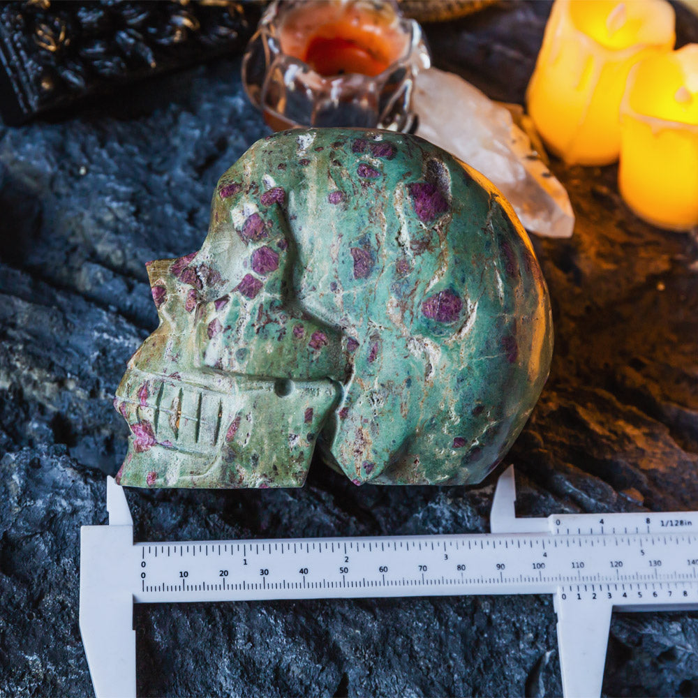 Reikistal Ruby in Fuchsite Skull