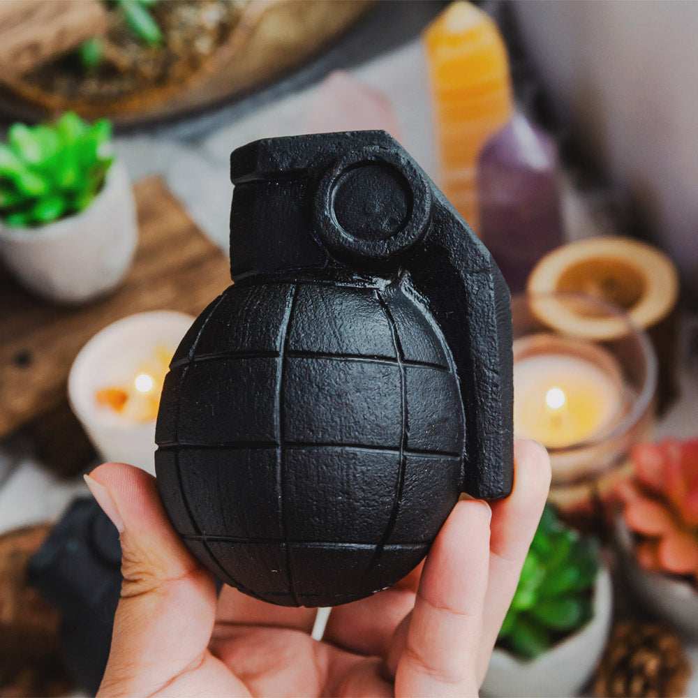 Reikistal Black Obsidian Grenade