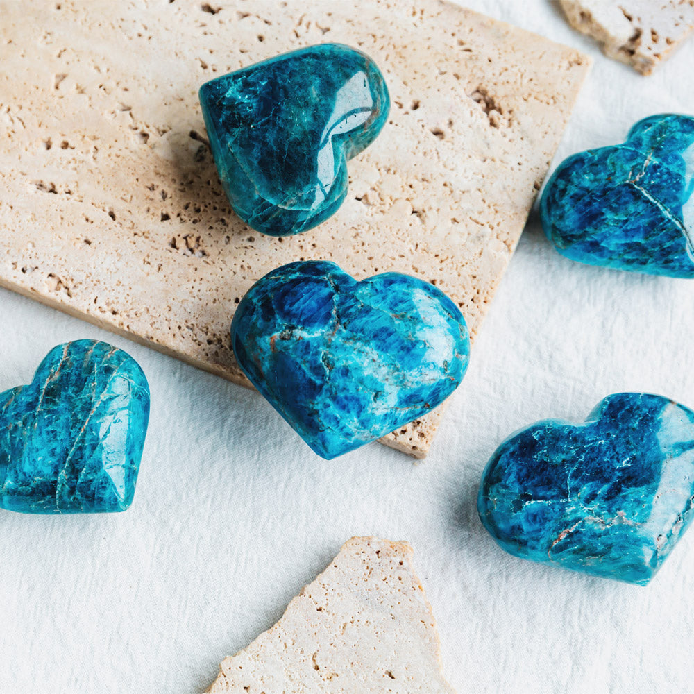 Reikistal Blue Apatite Heart