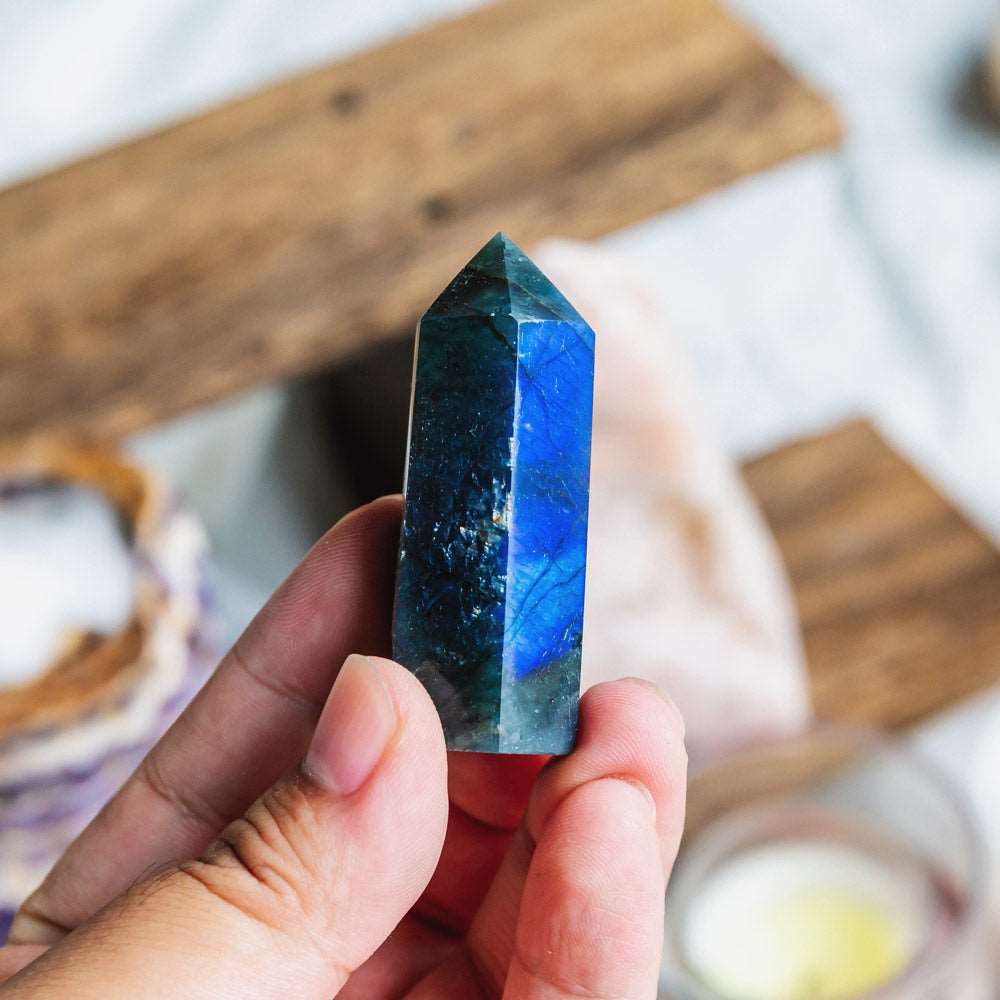 Reikistal 2'' Labradorite Point