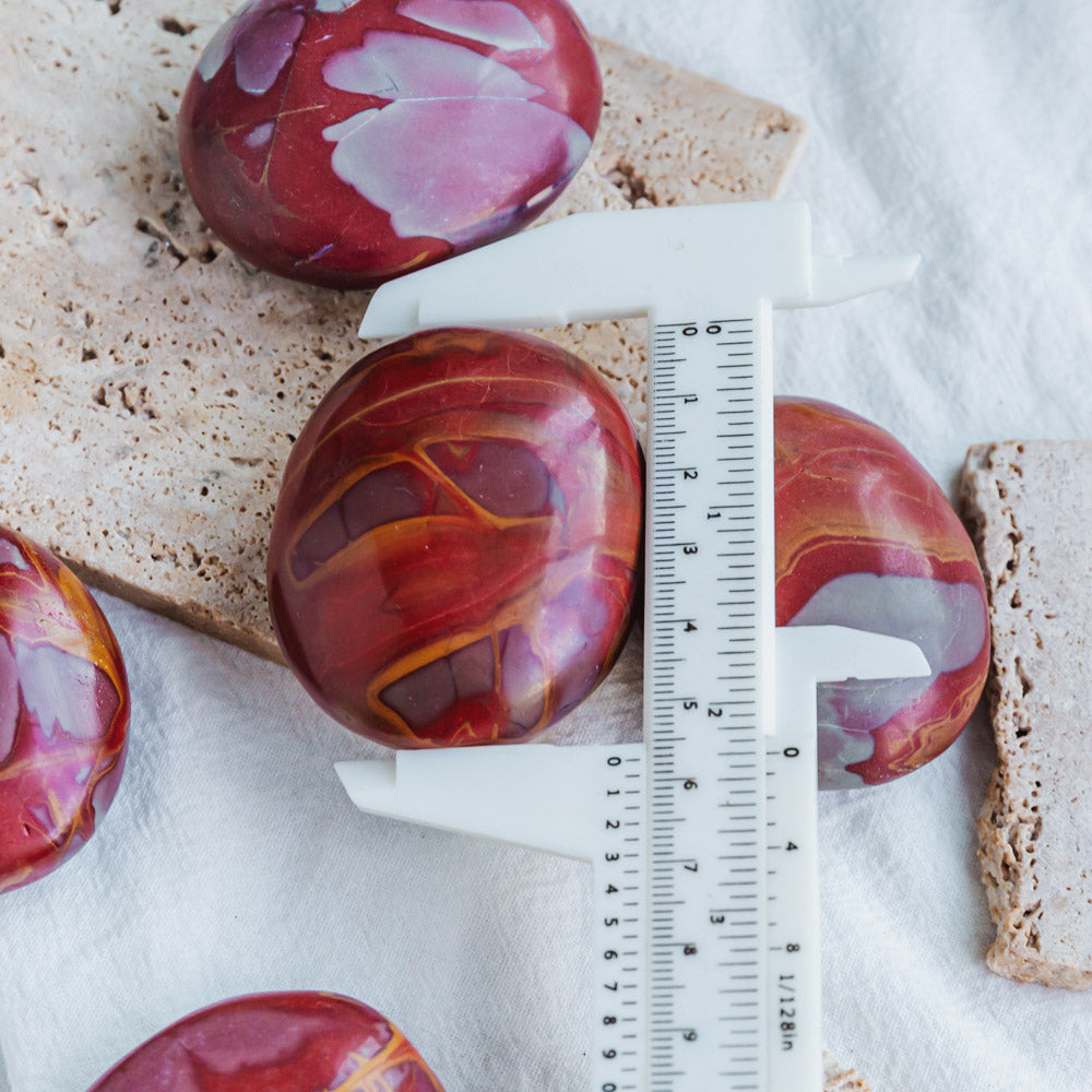 Reikistal Norenna Jasper Palm Stone