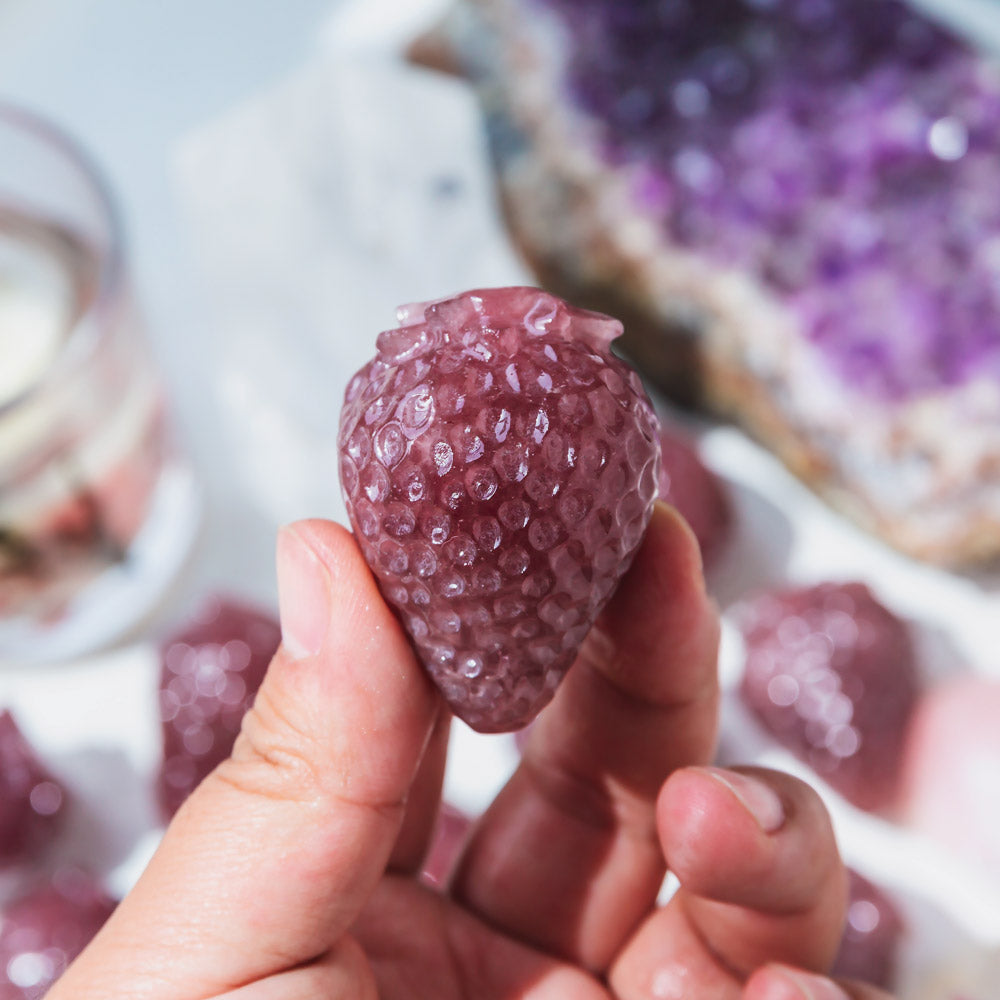 Reikistal Crystal Red Strawberry Quartz Strawberry