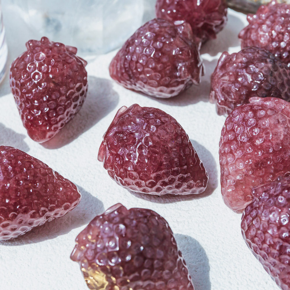 Reikistal Crystal Red Strawberry Quartz Strawberry