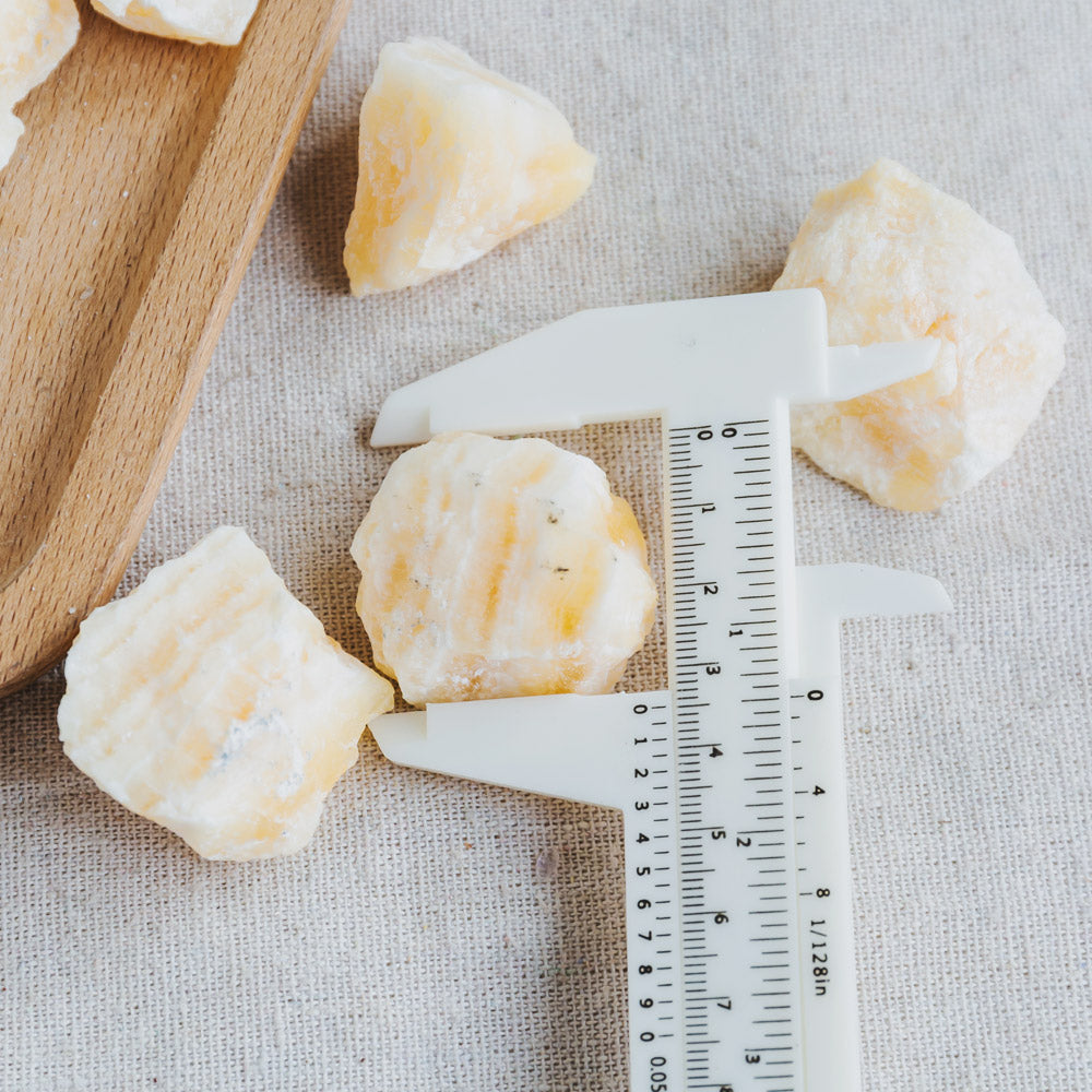 Reikistal Orange Calcite Raw Stone