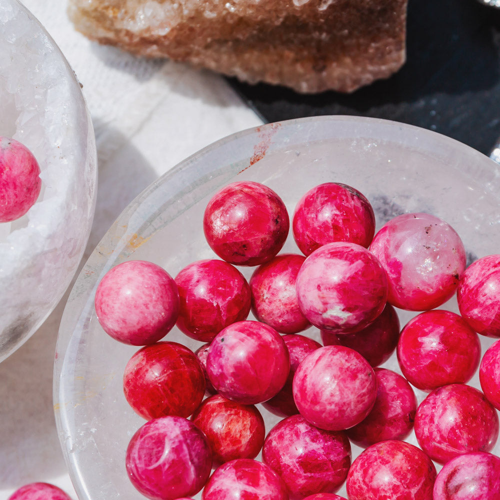 Reikistal Rhodonite Mini Ball