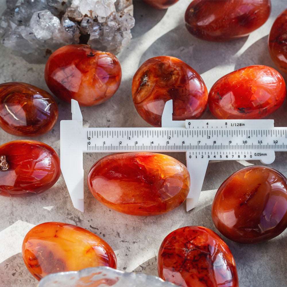 Reikistal Carnelian Palm Stone