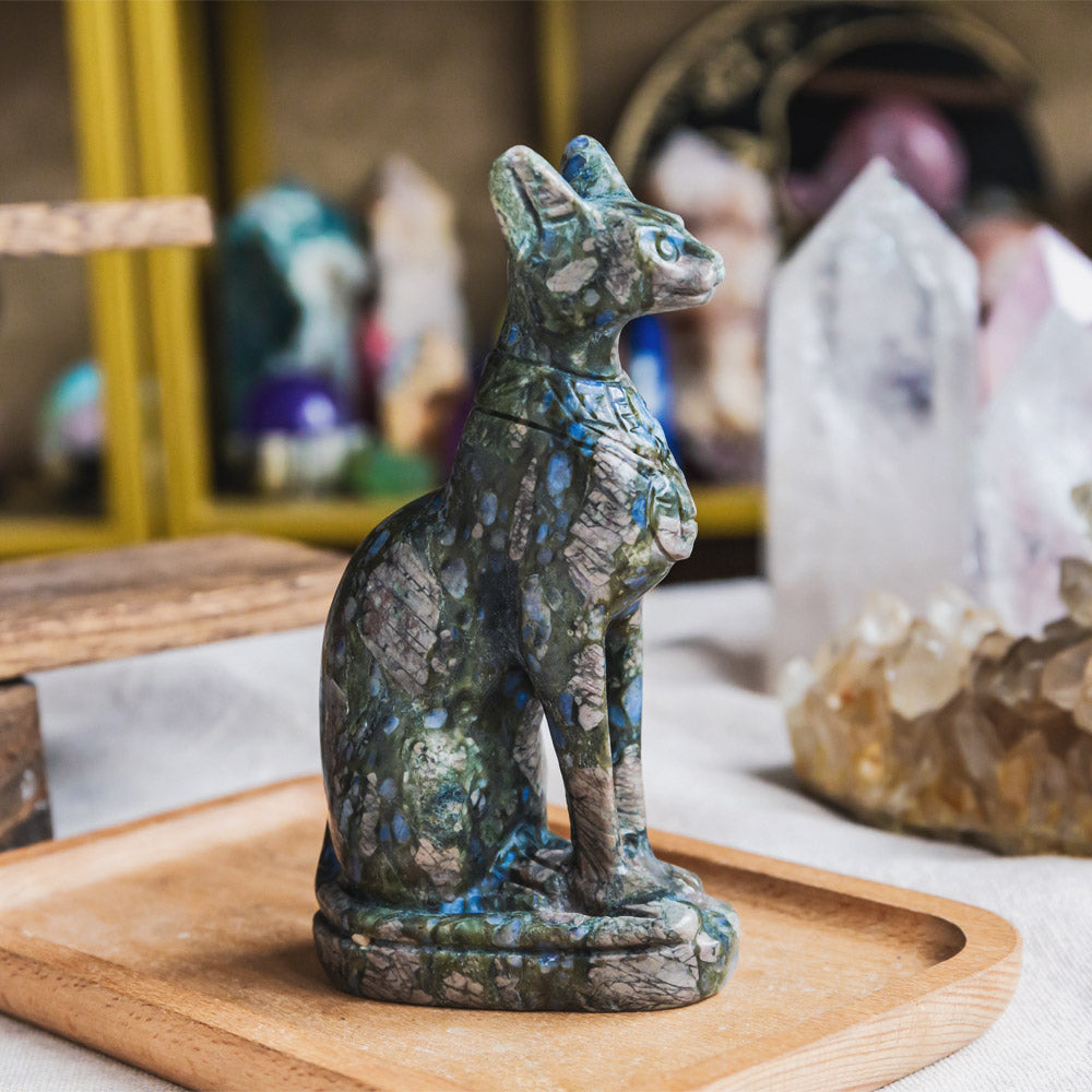 Reikistal Llanite Egypt Cat