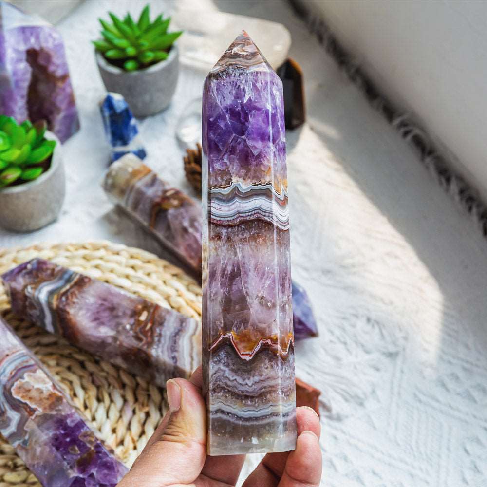 Reikistal Amethyst With Mexico Sardonyx Point