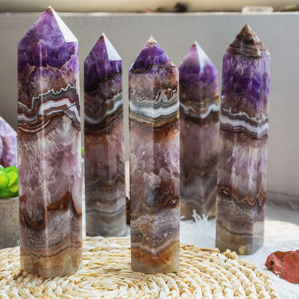 Reikistal Amethyst With Mexico Sardonyx Point