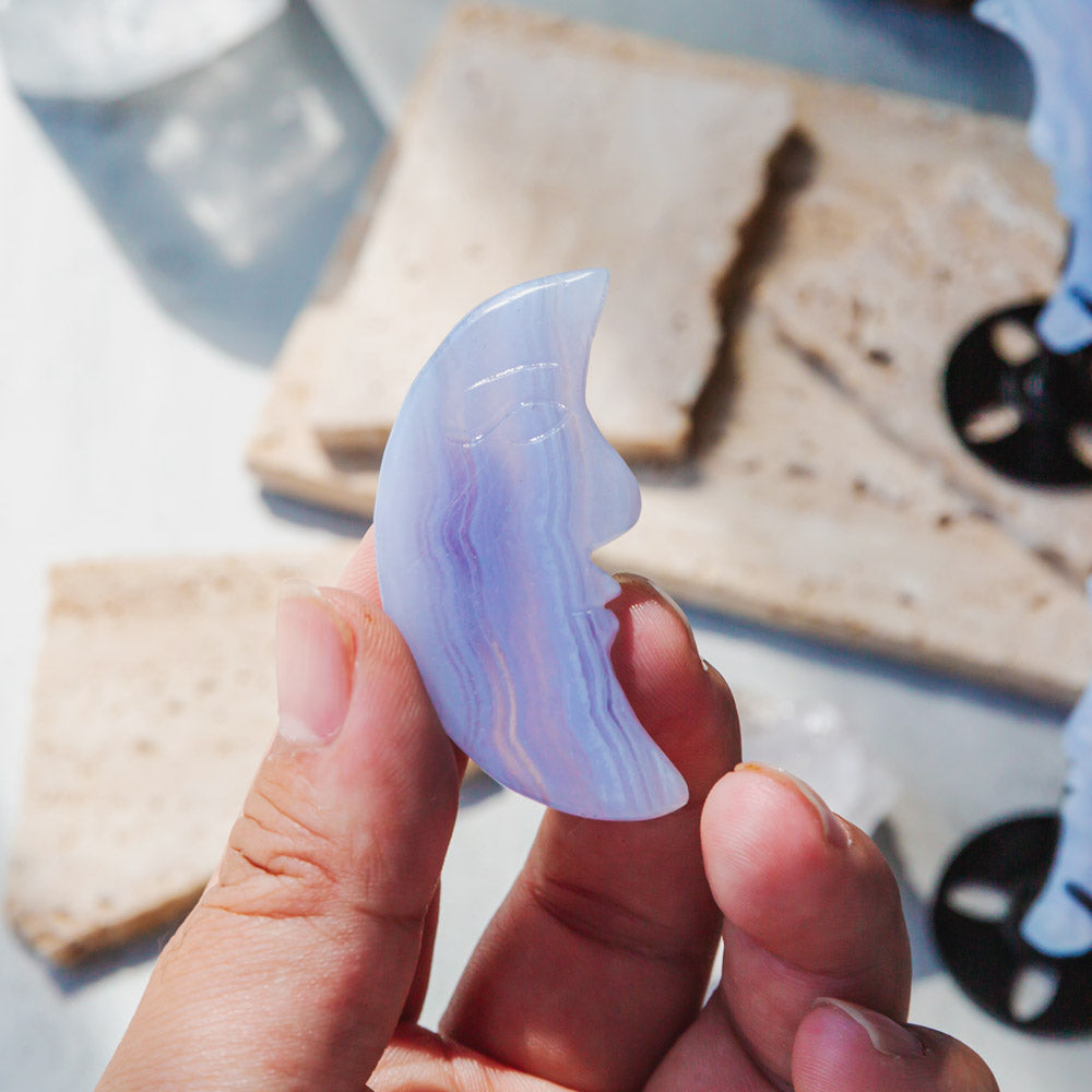 Reikistal Blue Lace Agate Moon Face