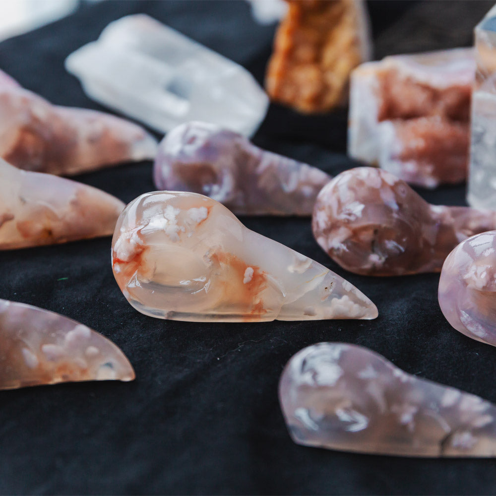 Reikistal Flower Agate Raven Skull