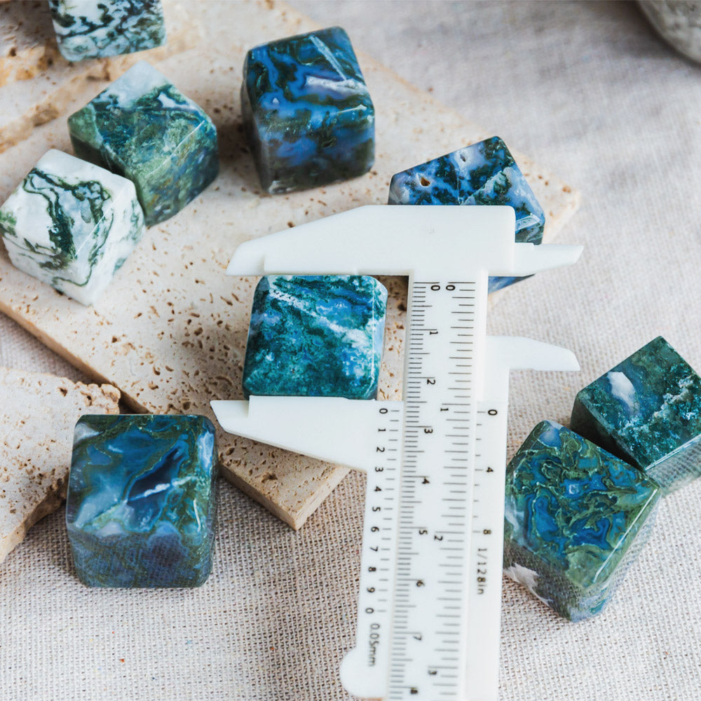 Reikistal Moss Agate Cube