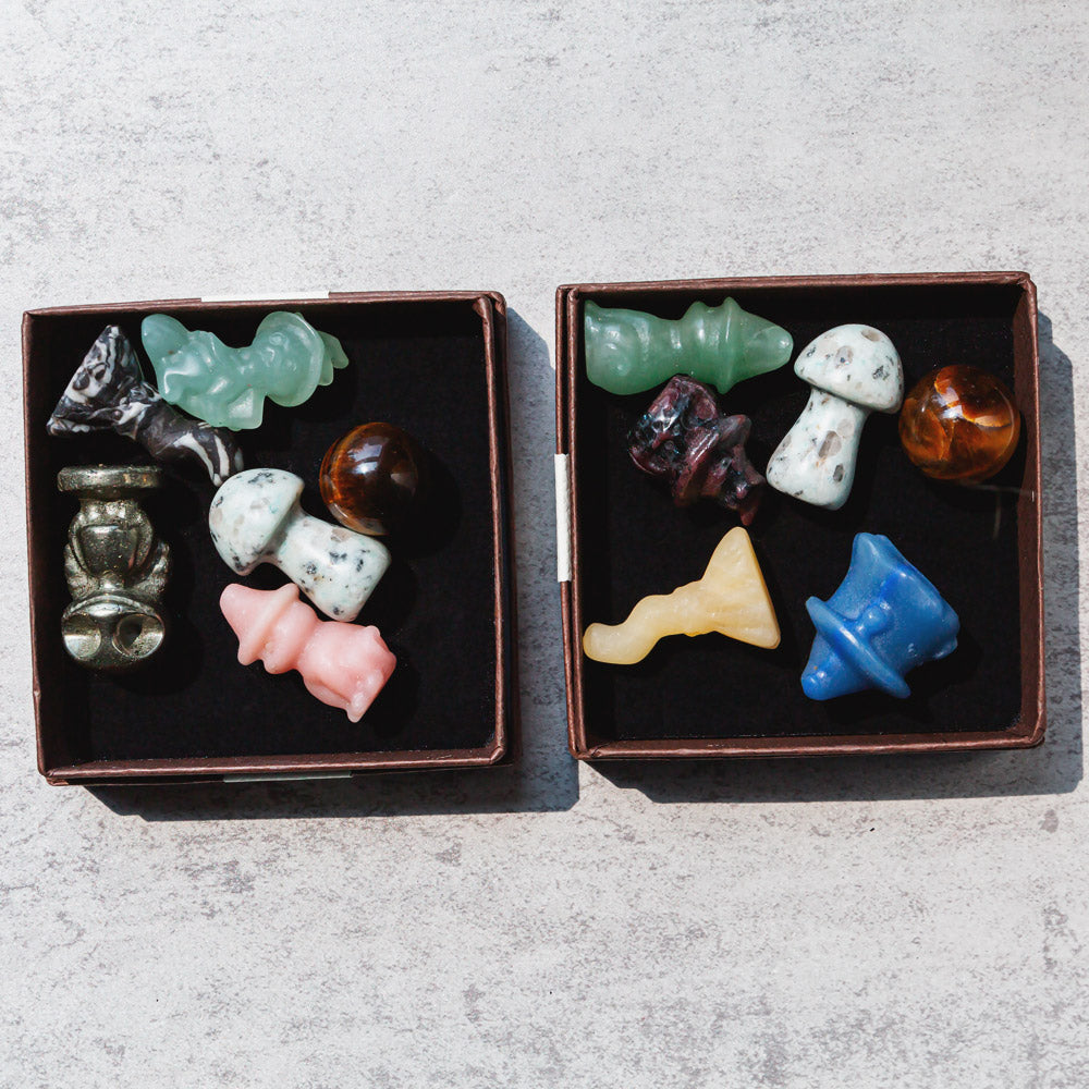 Reikicrystal Halloween Miniature Carving Gift Box - Natural Crystal