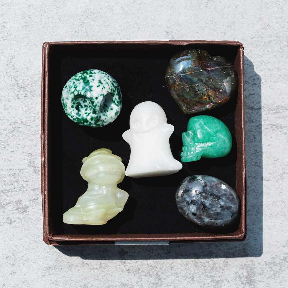 Reikicrystal Halloween Miniature Carving Gift Box - Natural Crystal