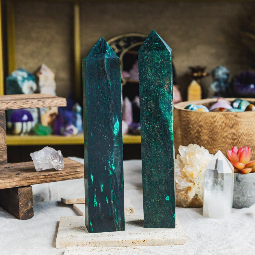 Reikistal Green Mica Obelisk Tower