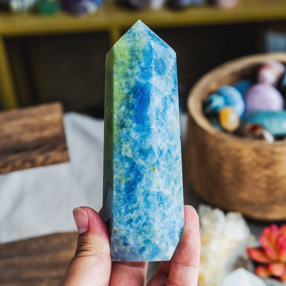 Reikistal Blue Calcite Tower