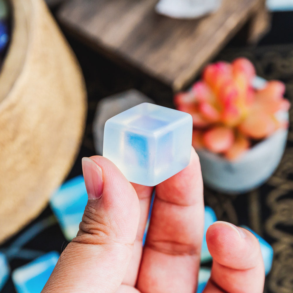 Reikistal Opal Cube