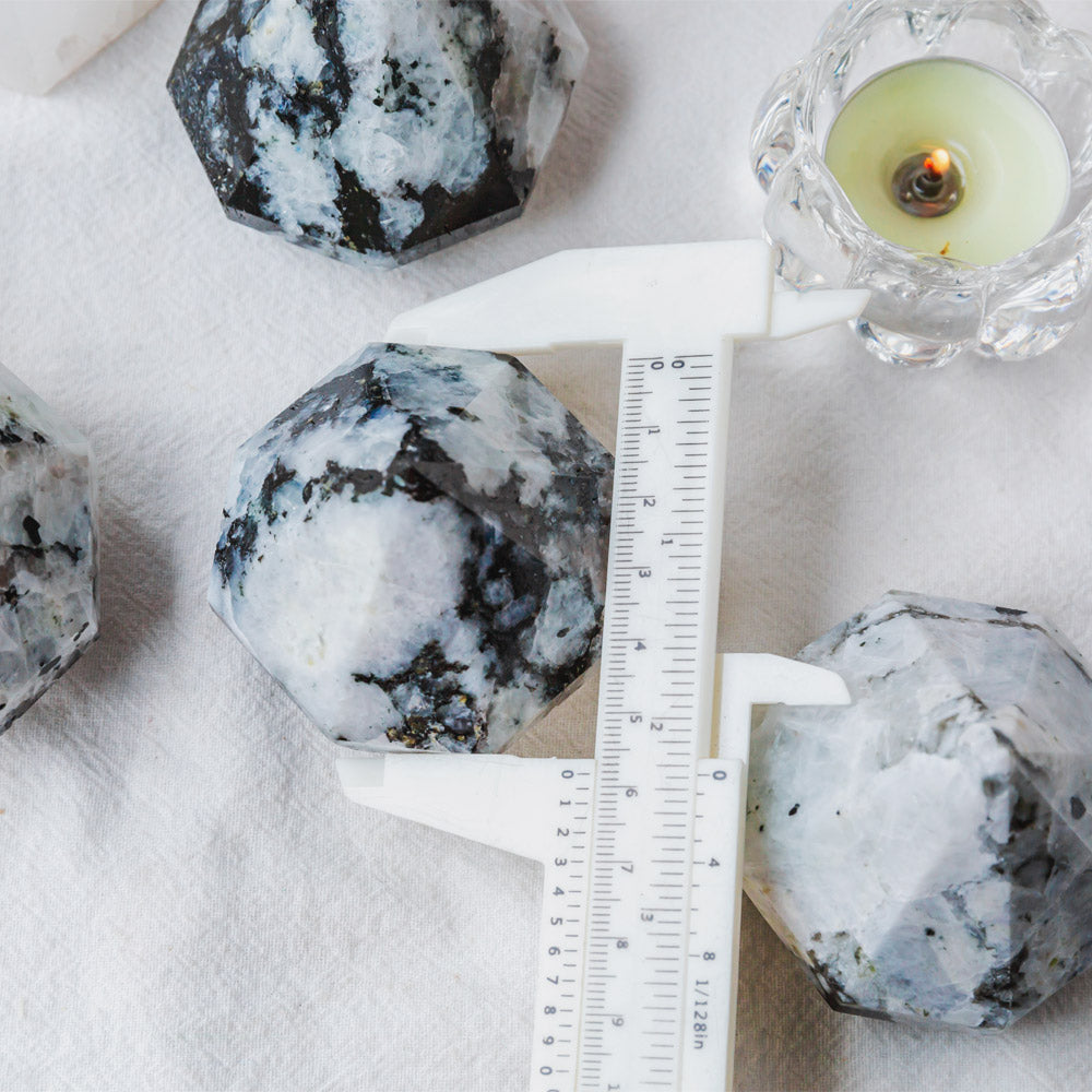 Reikistal Rainbow Moonstone Diamond Point