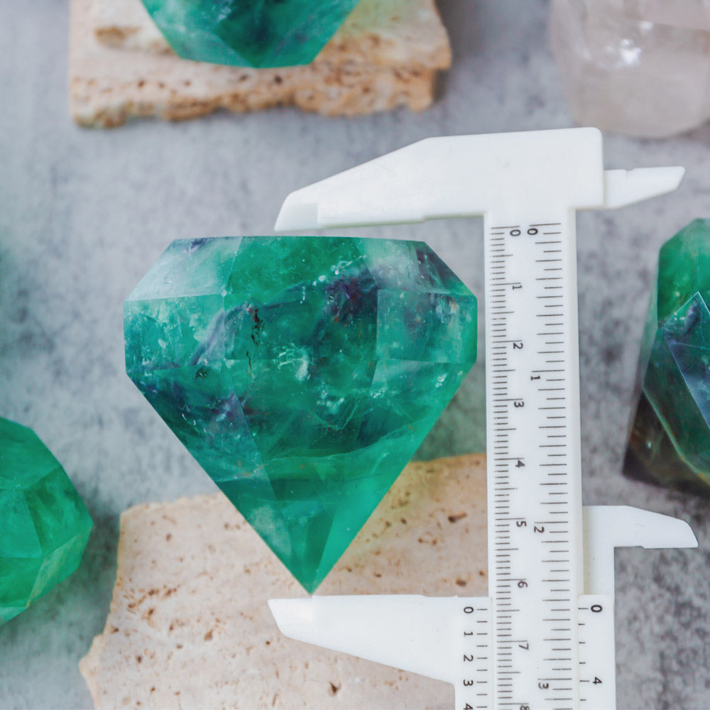 Reikistal Green Fluorite Diamond Point