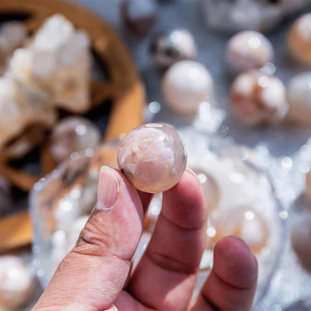 Reikistal Flower Agate Ball