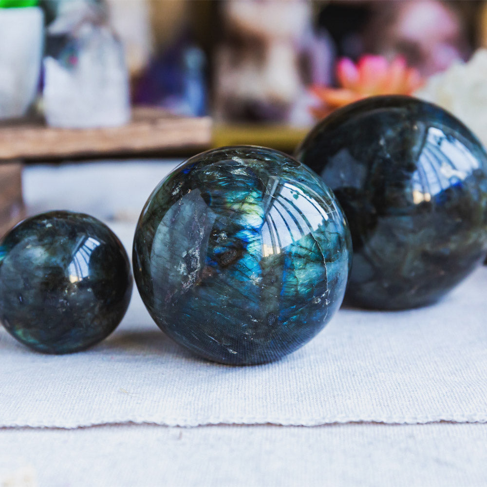 Reikistal Labradorite Sphere