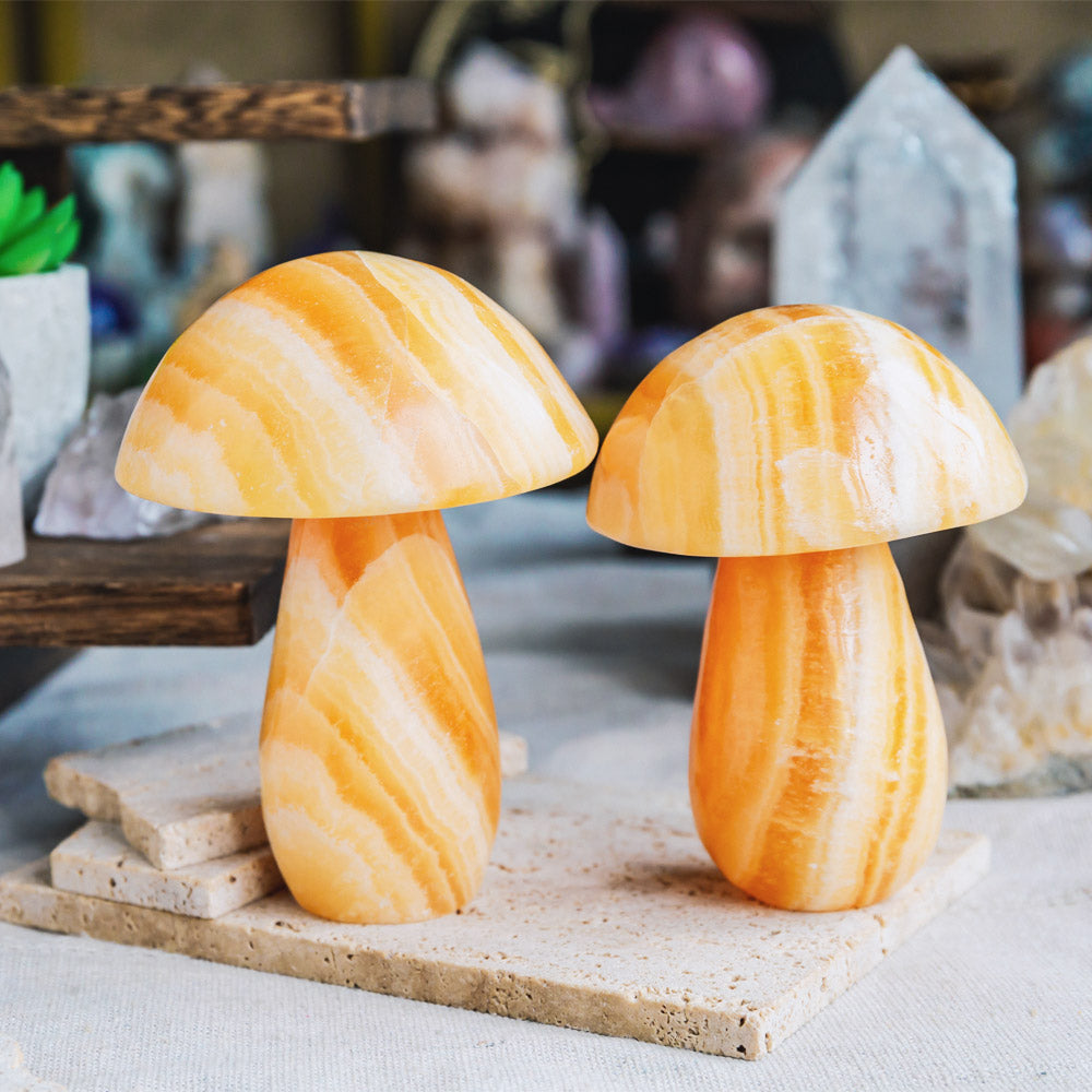 Reikistal Banding Orange Calcite Mushroom