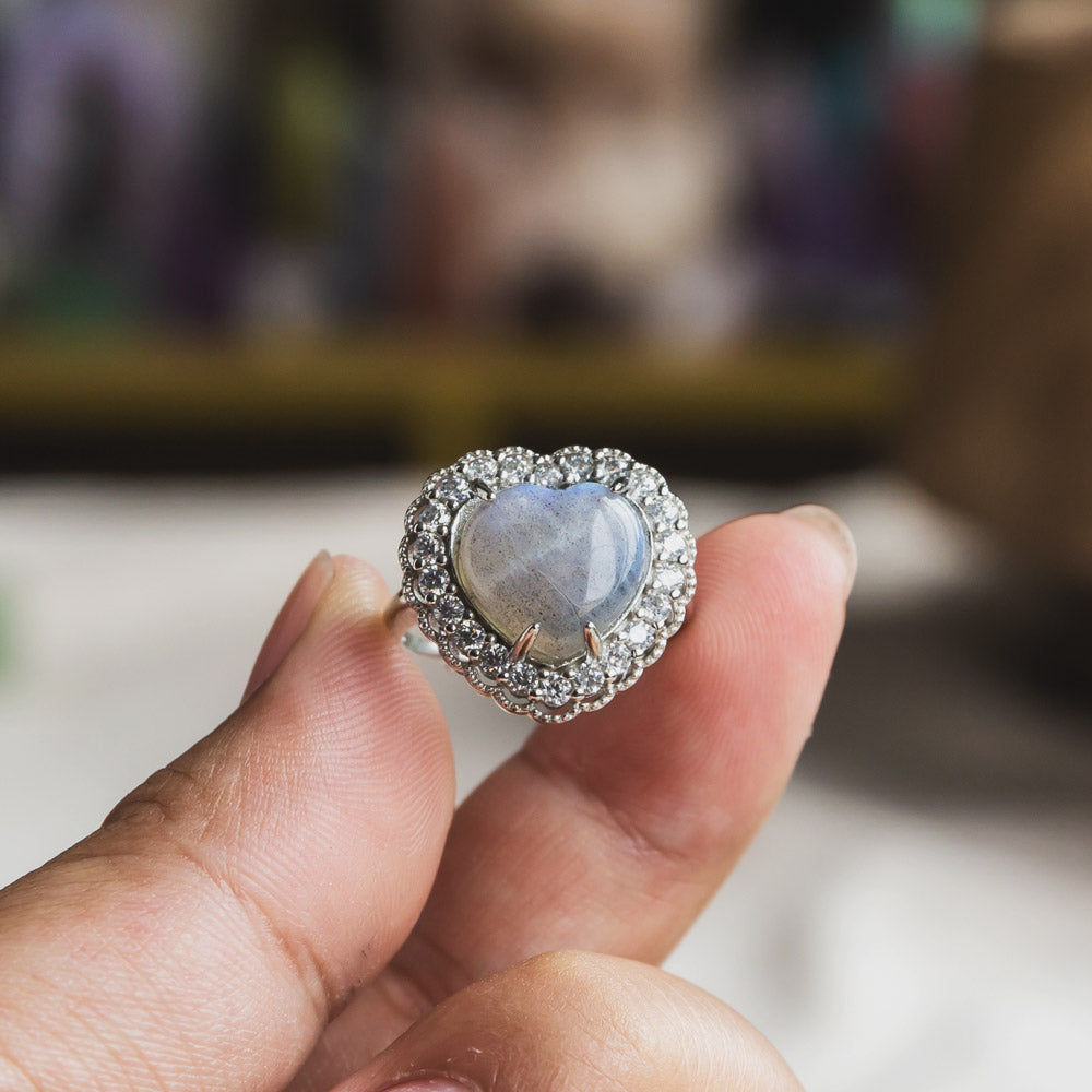 Reikistal Labradorite Ring