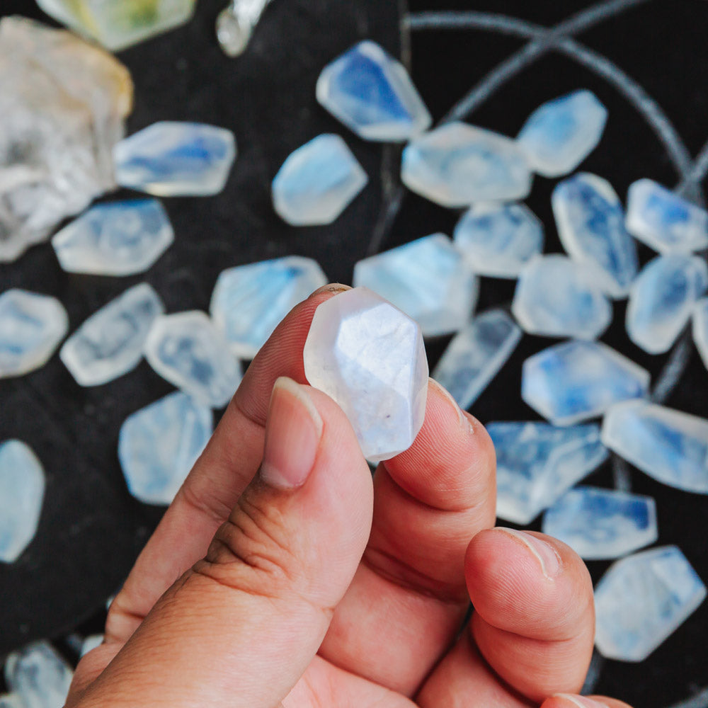 Reikistal Moonstone Free Form