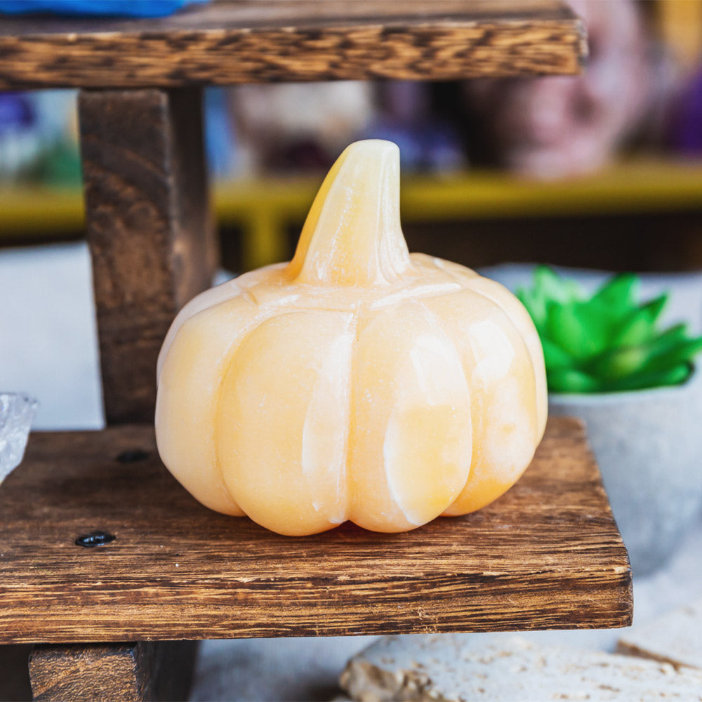 Reikistal Orange Calcite Pumpkin