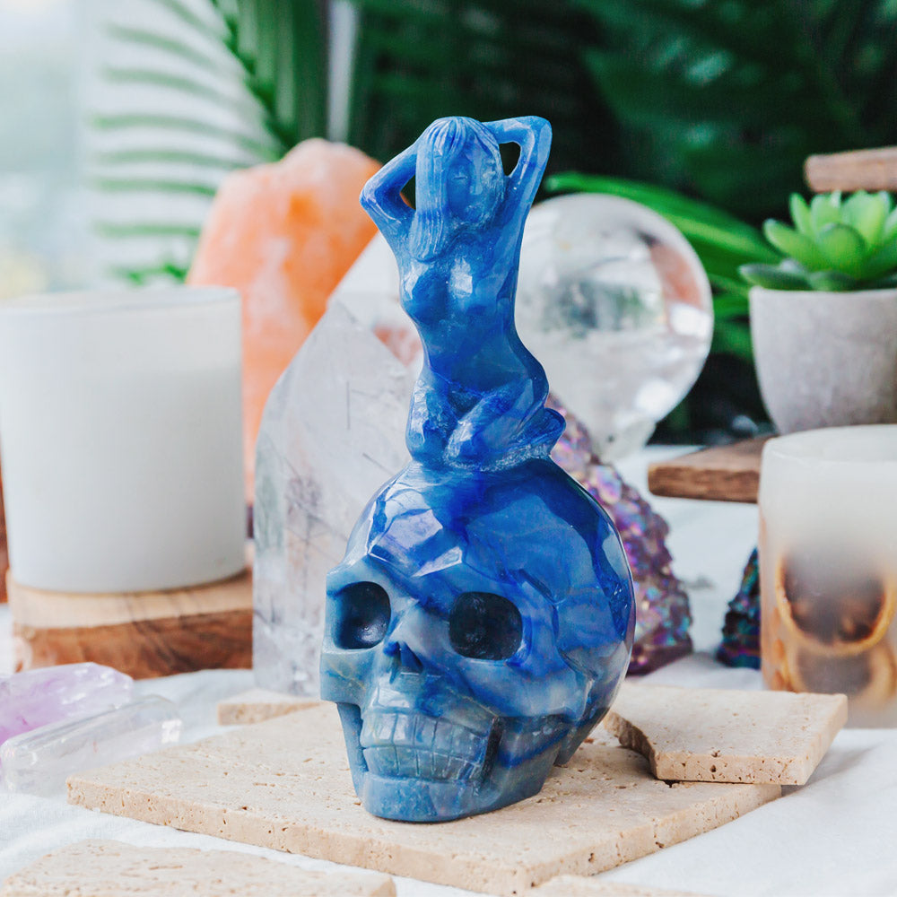 Reikistal Blue Aventurine Skull With Woman