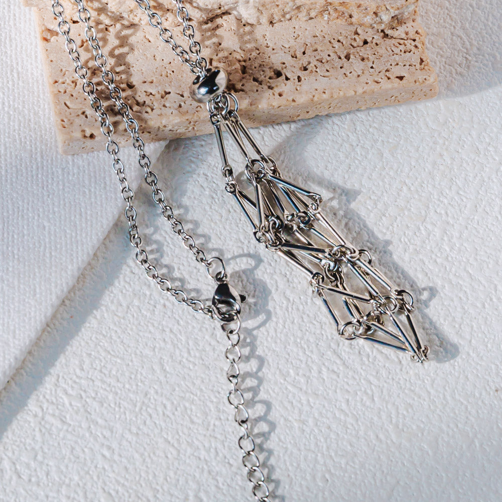 Reikistal Net Metal Bamboo Necklace Woven Pendant