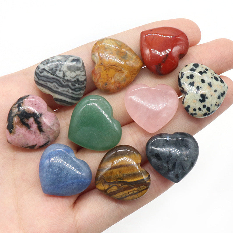 Reikicrystal Heart-Shaped Stone Ornament
