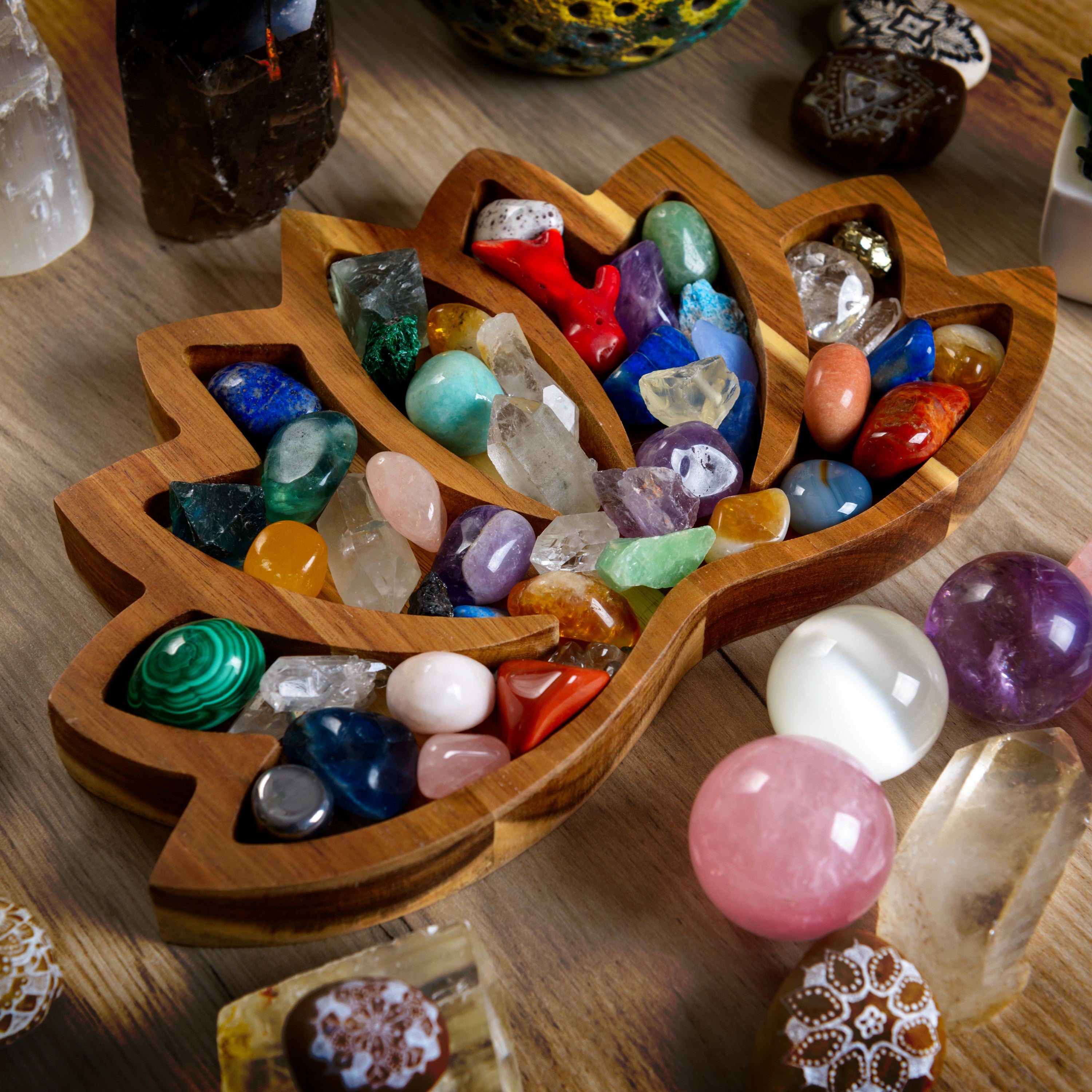 Reikistal Curawood Lotus Crystal Tray/ Shelf for Stones