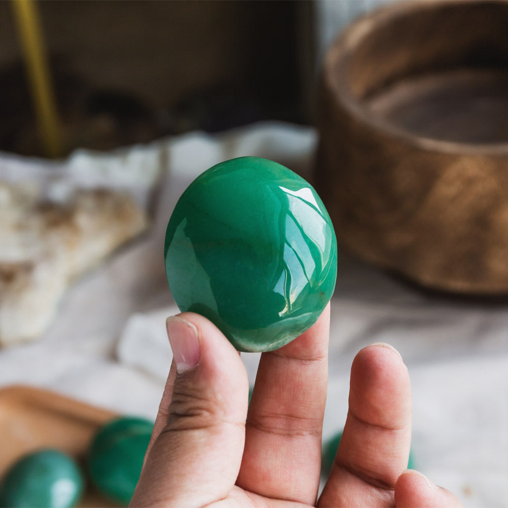 Reikistal Green Aventurine Palm Stone