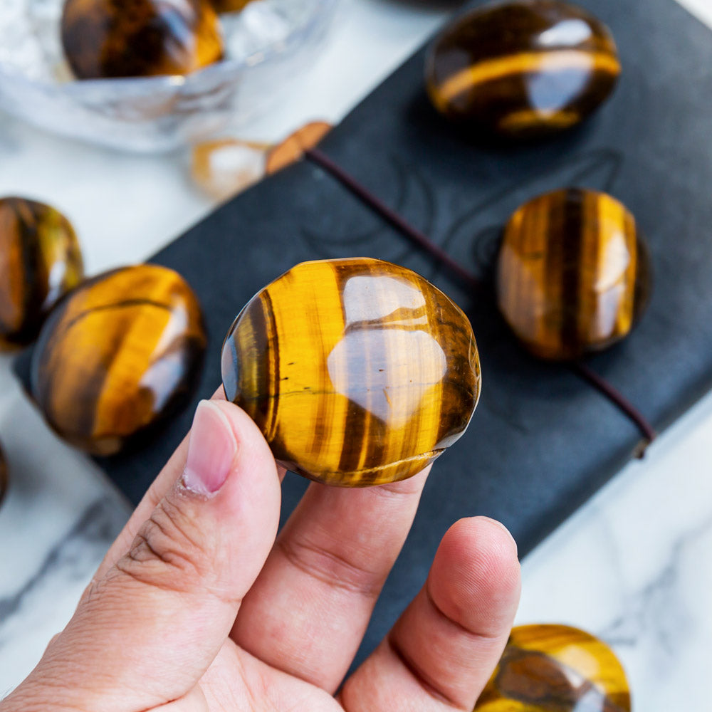 Reikistal Yellow Tigers Eye Palm Stone