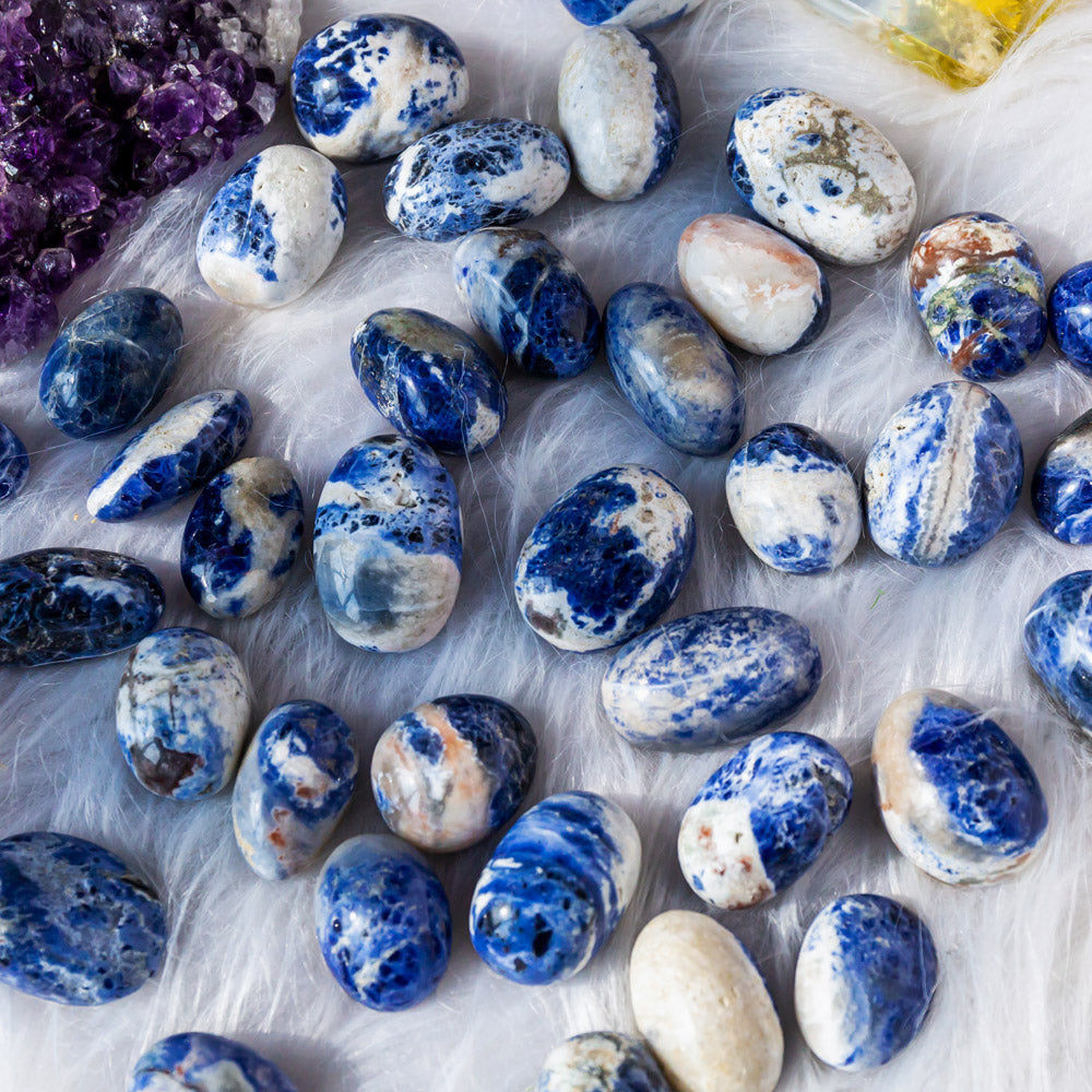 Reikistal Sodalite Tumbled Stone