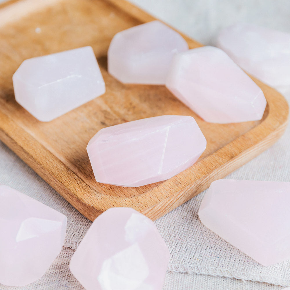 Reikistal Pink Calcite Free Form