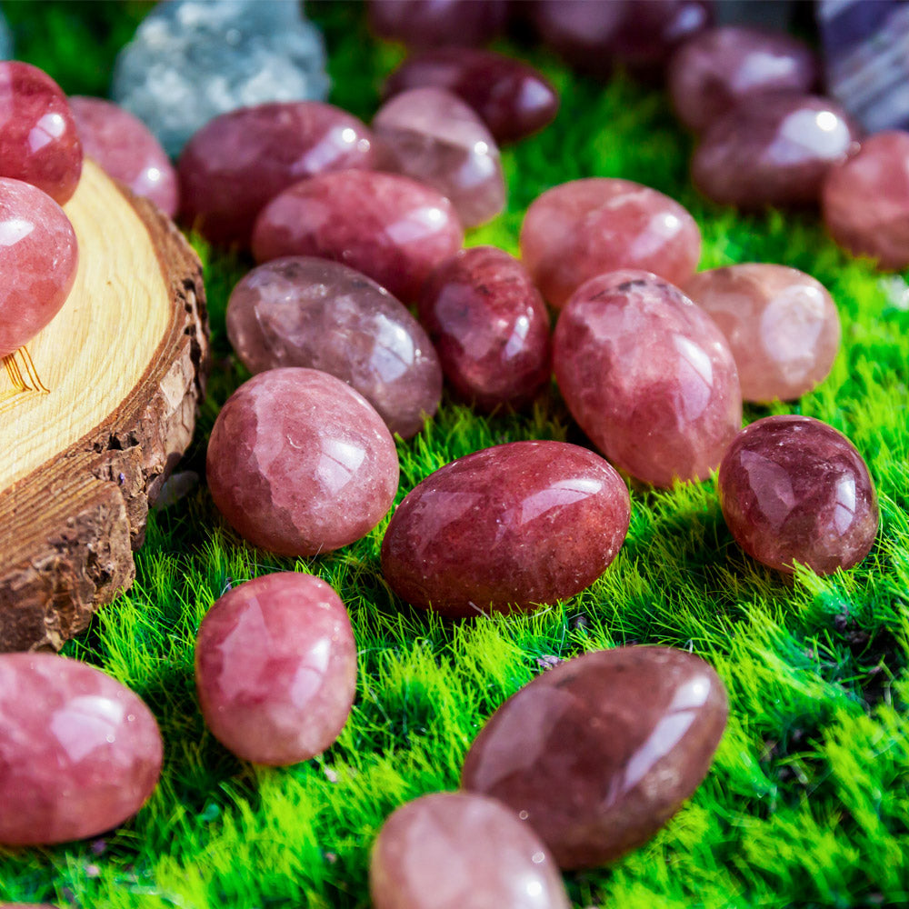 Reikistal Strawberry Quartz Tumbled Stone