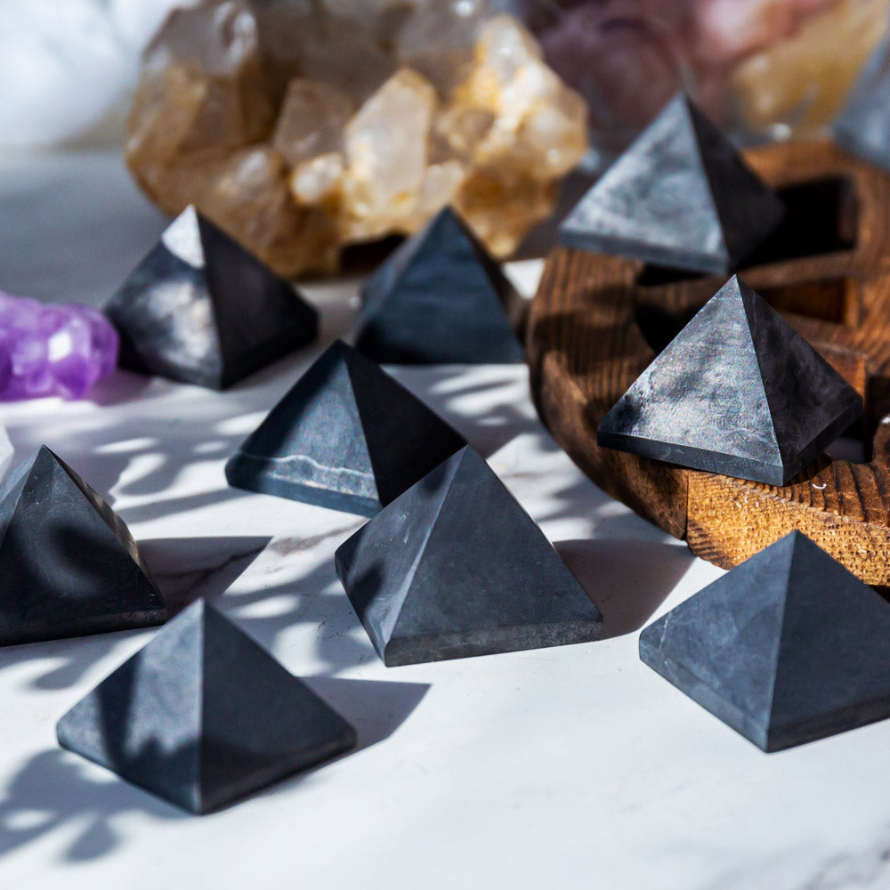 Reikistal Shungite Pyramid