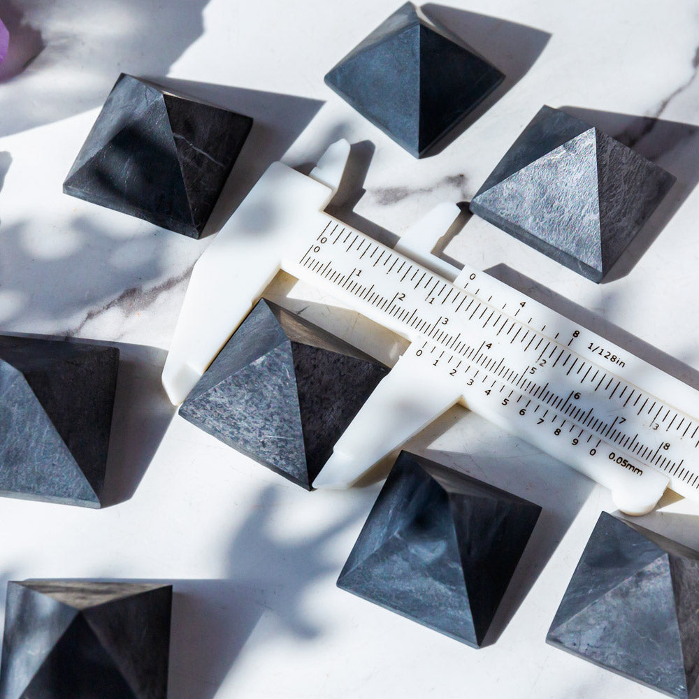 Reikistal Shungite Pyramid