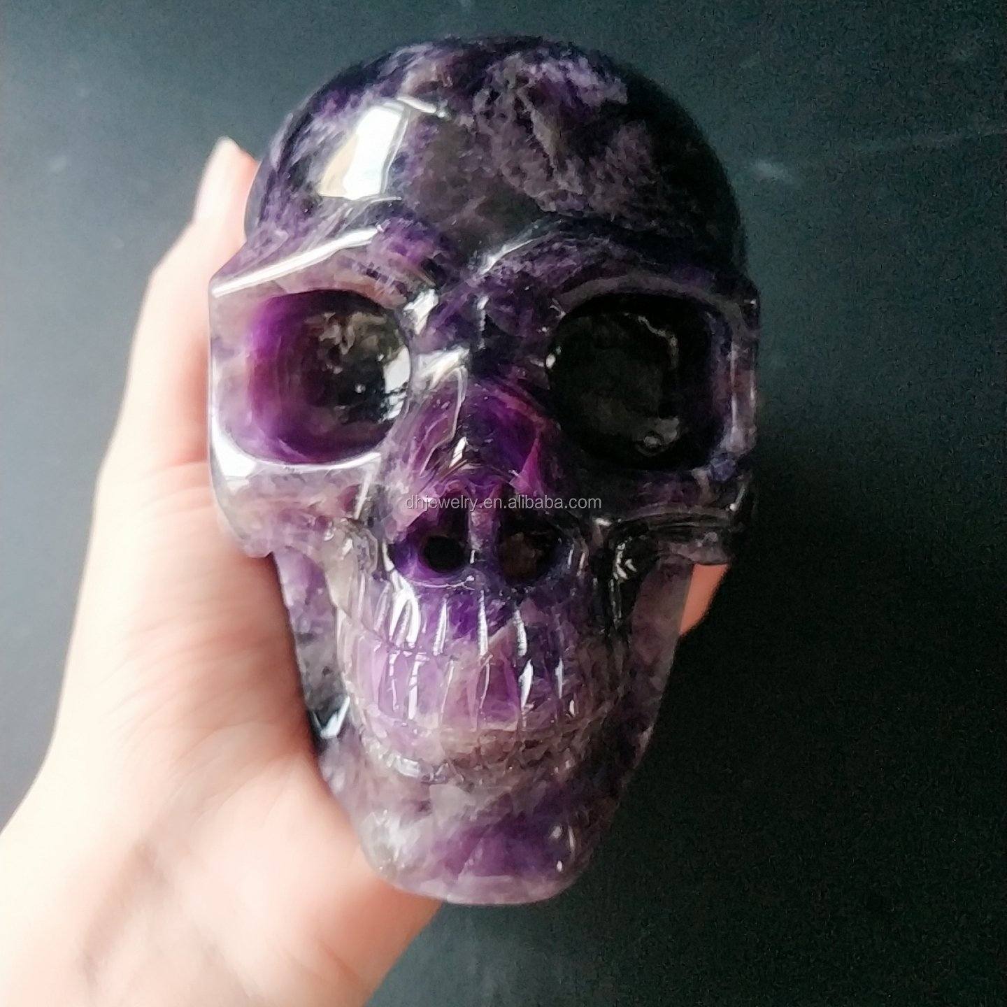 Reikistal Dream Amethyst Skull