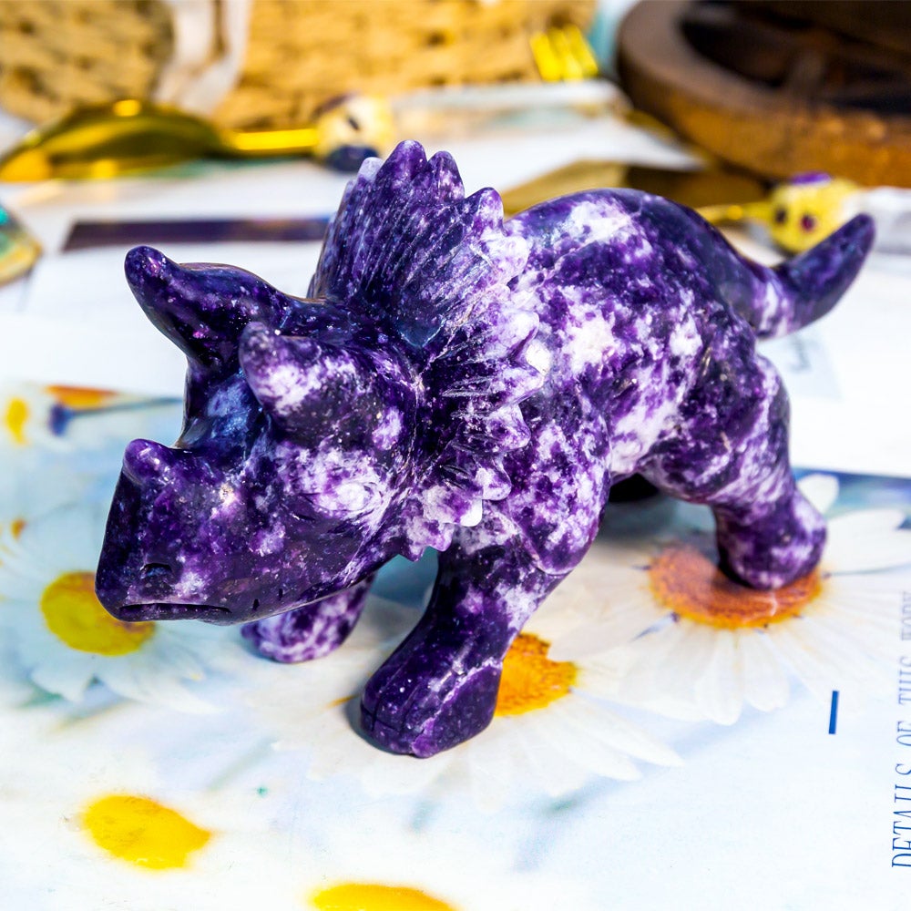 Reikistal Crystal Triceratops