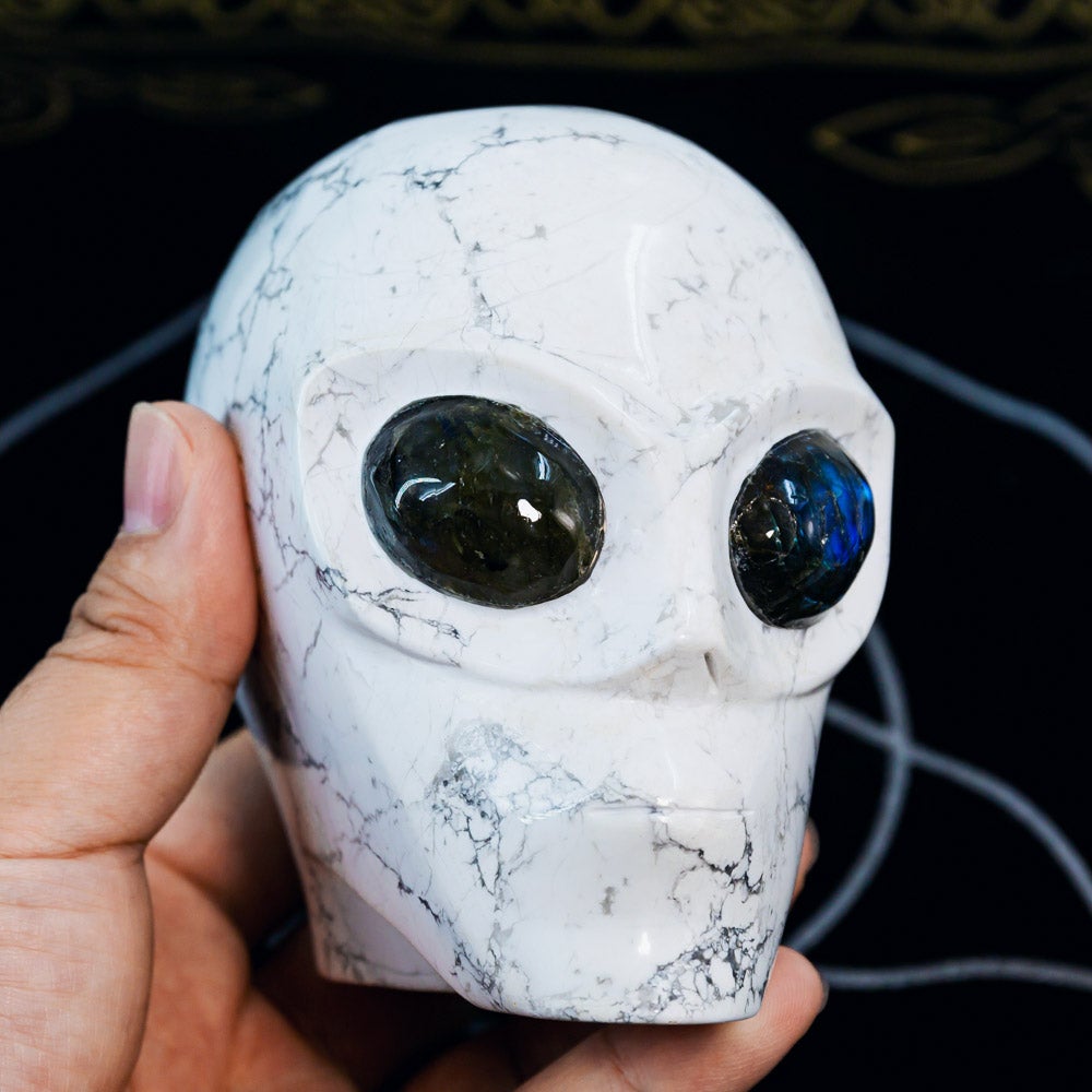 Reikistal Alien Skull With Labradorite Eyes