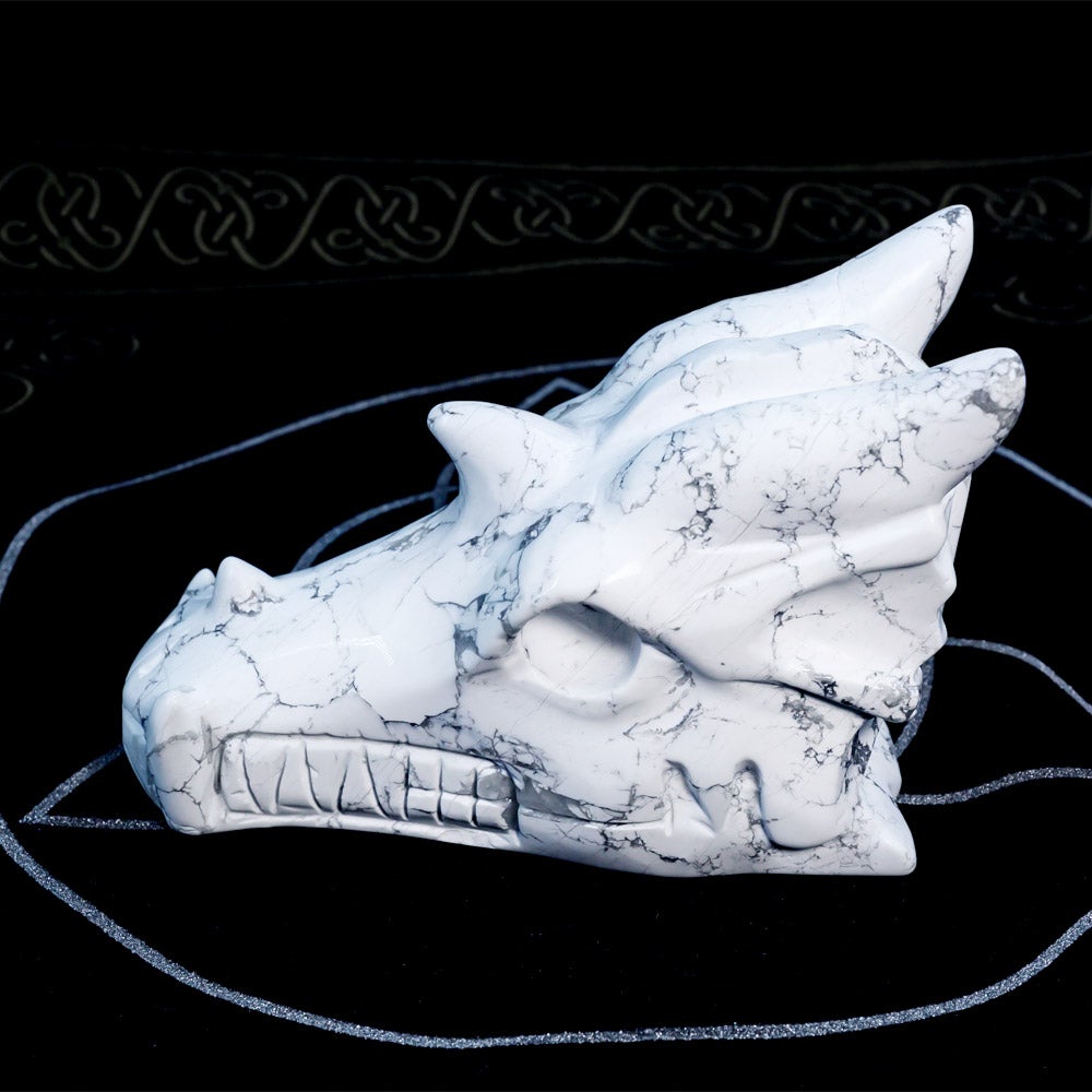 Reikistal Howlite Dragon Head