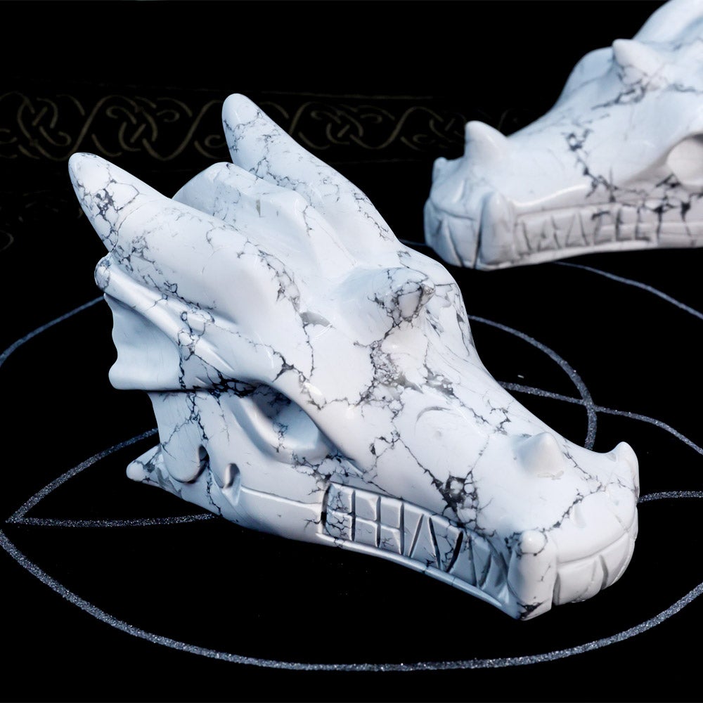 Reikistal Howlite Dragon Head