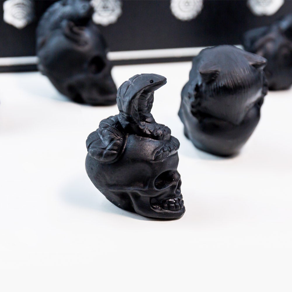 Reikistal Obsidian Skull Gift Box