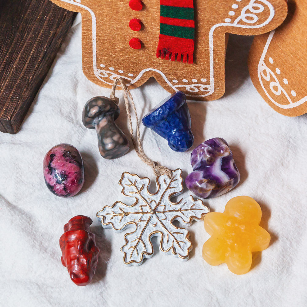 Gingerbread Man Gift Bag With Christmas Crystal Carving