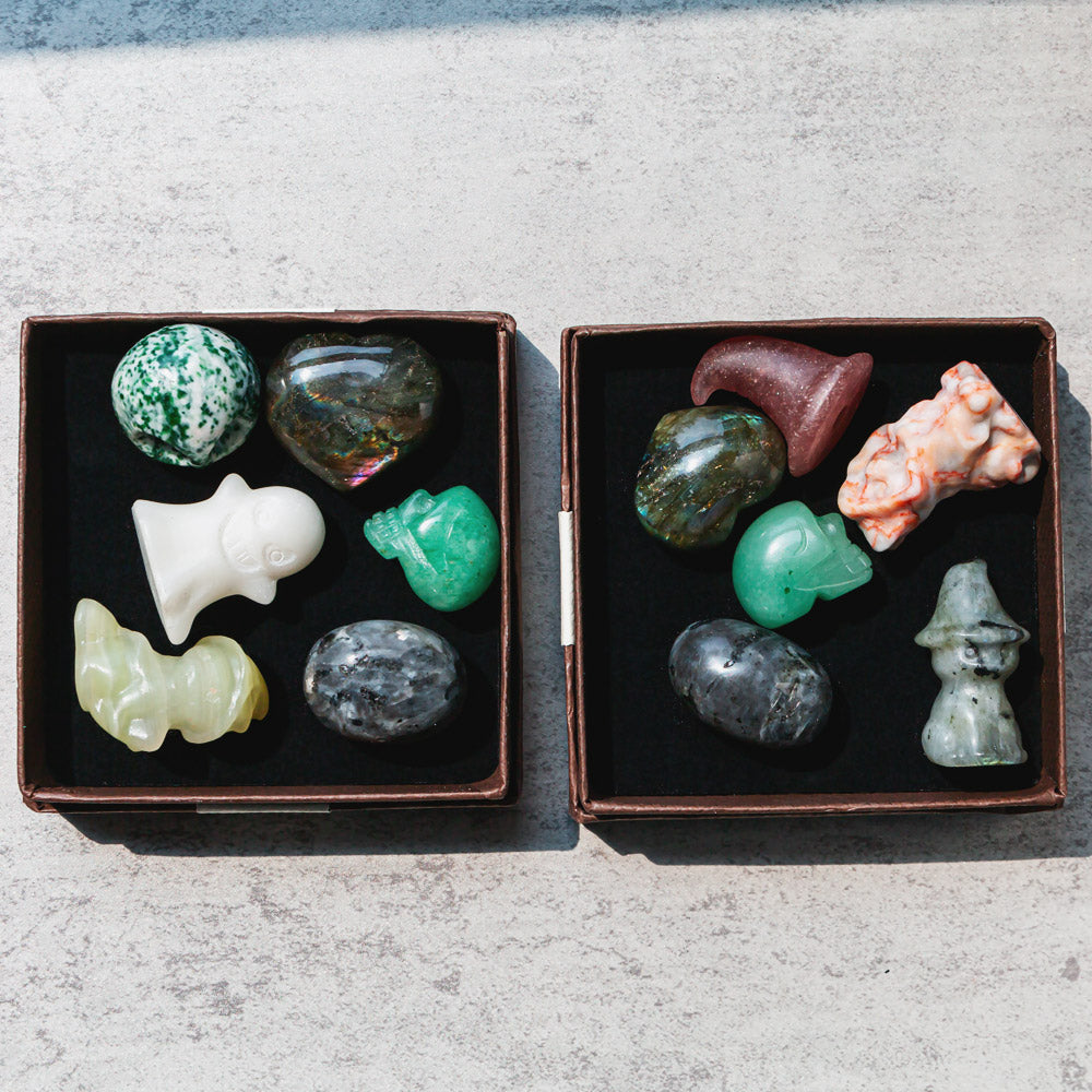 Reikicrystal Halloween Miniature Carving Gift Box - Natural Crystal
